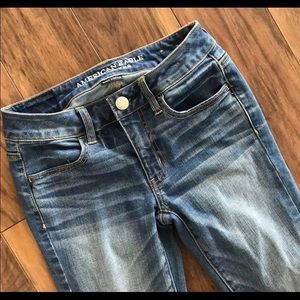 💎SOLD💎American Eagle skinny jeans size 2